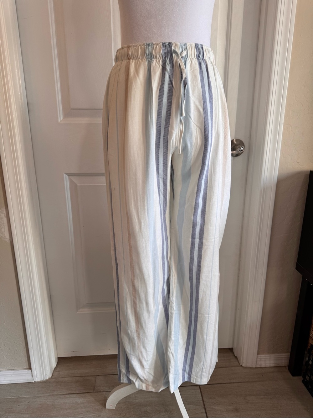 Francesca’s Striped Wide Leg Pants Size S NWT Linen Look Drawstring Coastal